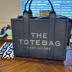 NWT Marc Jacobs Blue Sea Leather Medium Tote Bag